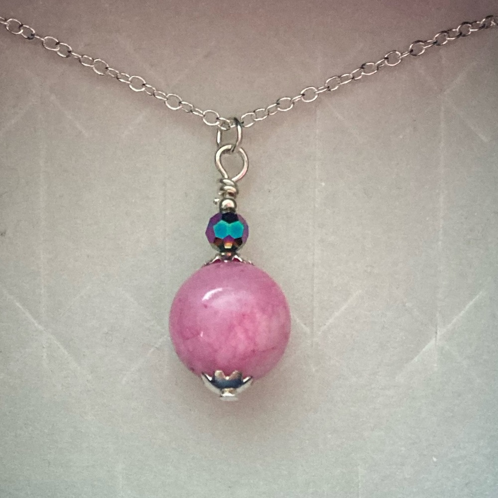 Pink Jade Pendant Necklaces